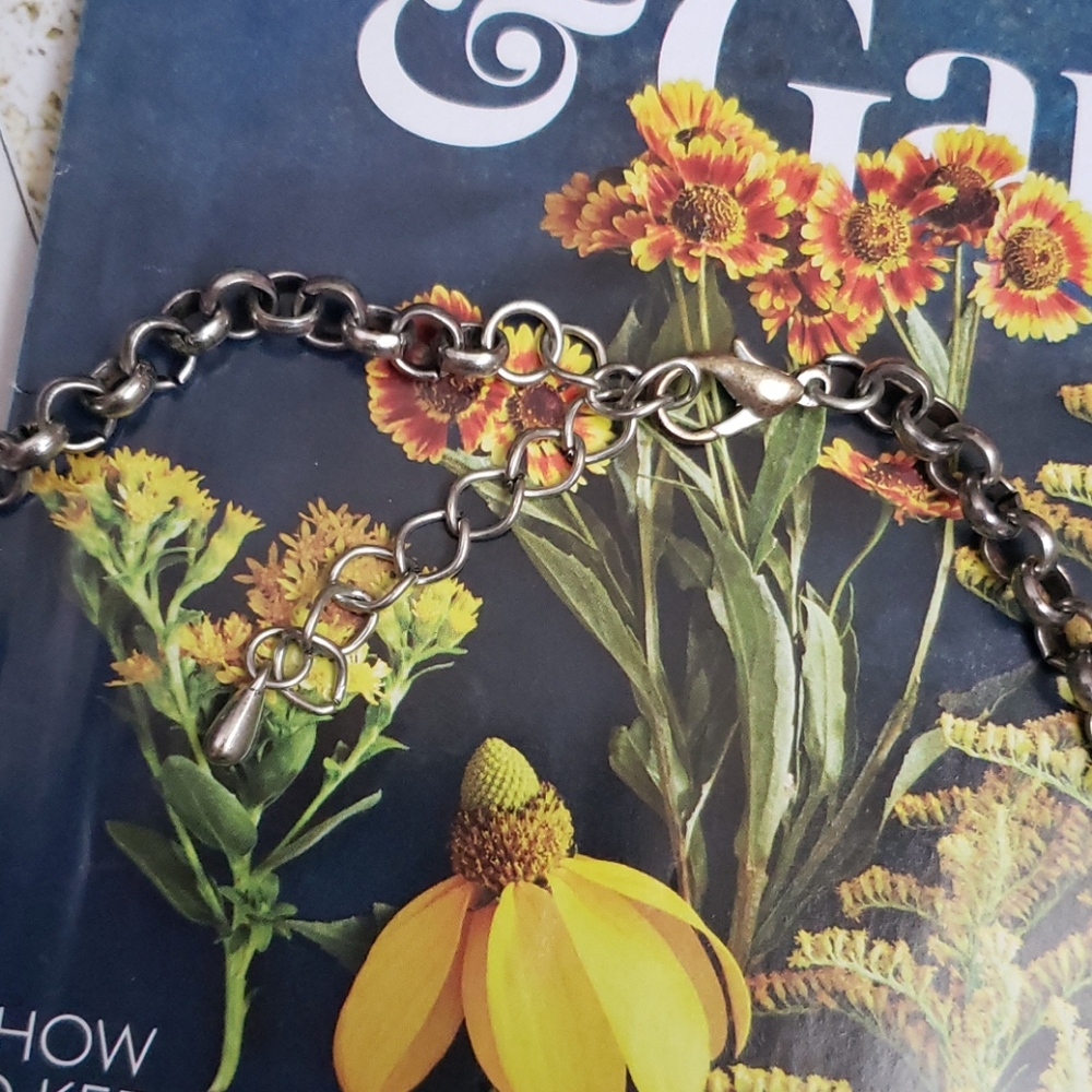 NWOT Necklace and Earnings - Picture 3 of 6